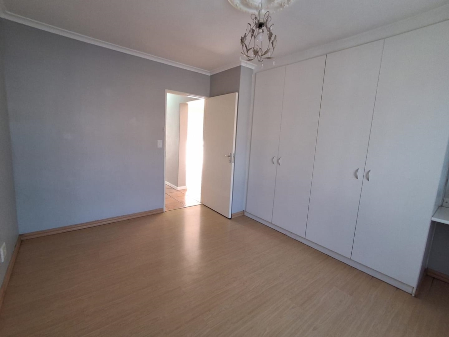 To Let 2 Bedroom Property for Rent in Sonstraal Western Cape